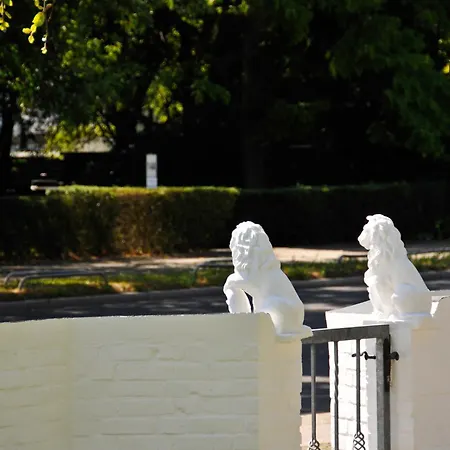 Hotel Destination 21