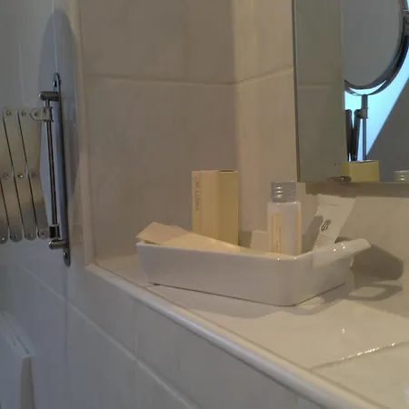 فندق Destination 21