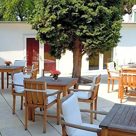 Destination 21 Hotel 3*