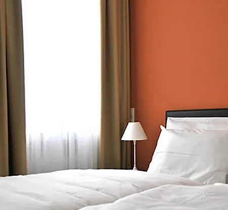 Destination 21 Hotel 3*